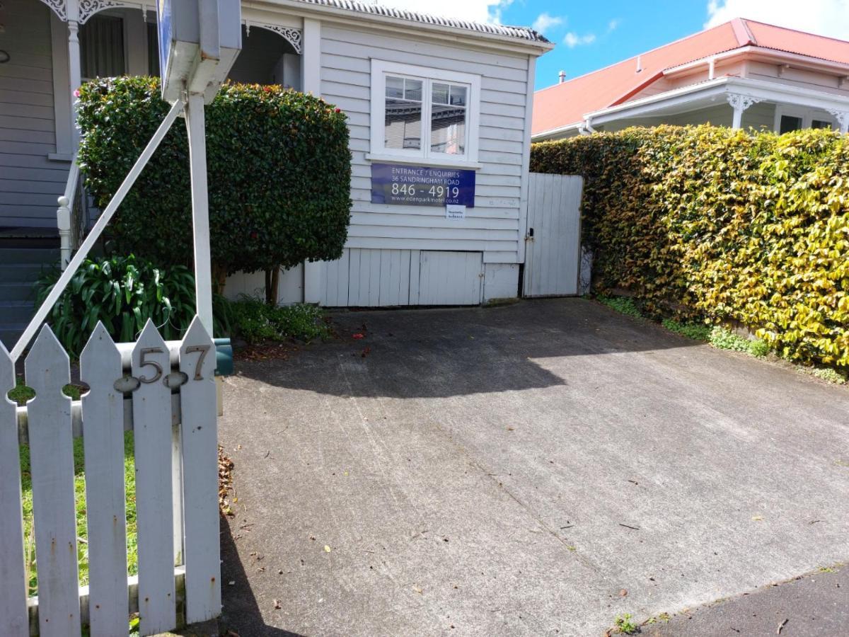 At Eden Park Motel Auckland Kültér fotó